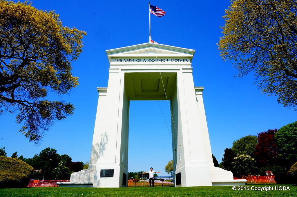 Peace Arch(ピースアーチ)